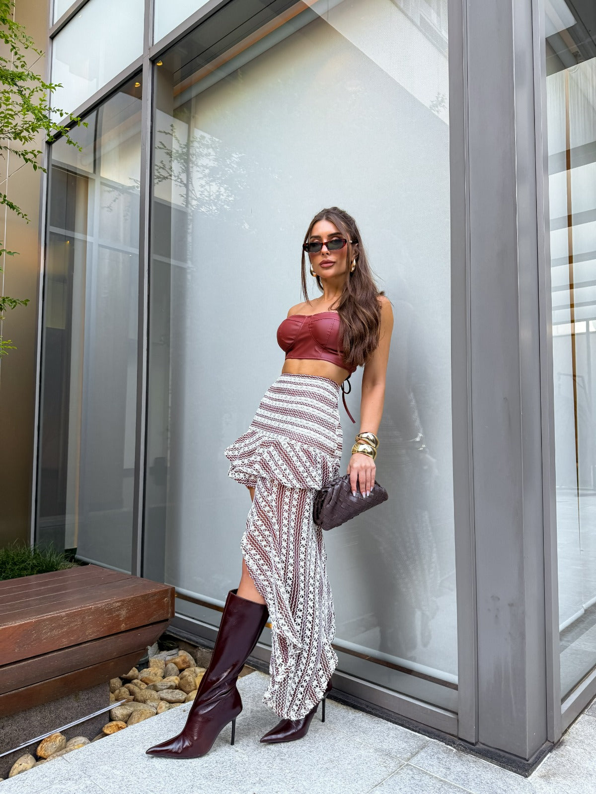 Conjunto Mithya – Estilo ousado com renda artesanal e design sofisticado