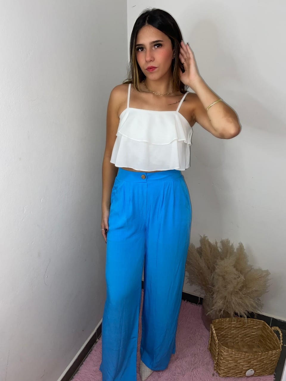 Calça Pantalona em Algodão – Elegância clássica com conforto leve e caimento fluido