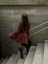 Vestido Ayla Verde – Elegância fluida com sofisticação discreta