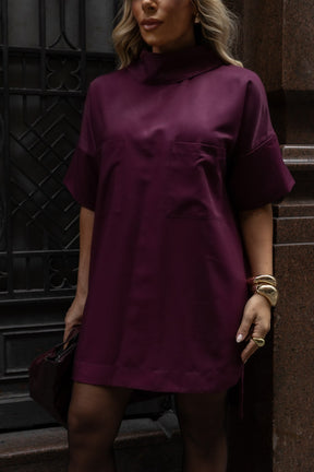 Vestido Liberty em Viscose Bordô – Conforto casual com toque sofisticado