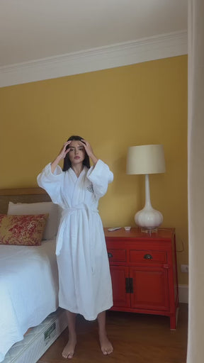 Vestido Clarice – Sofisticação minimalista com conforto atemporal