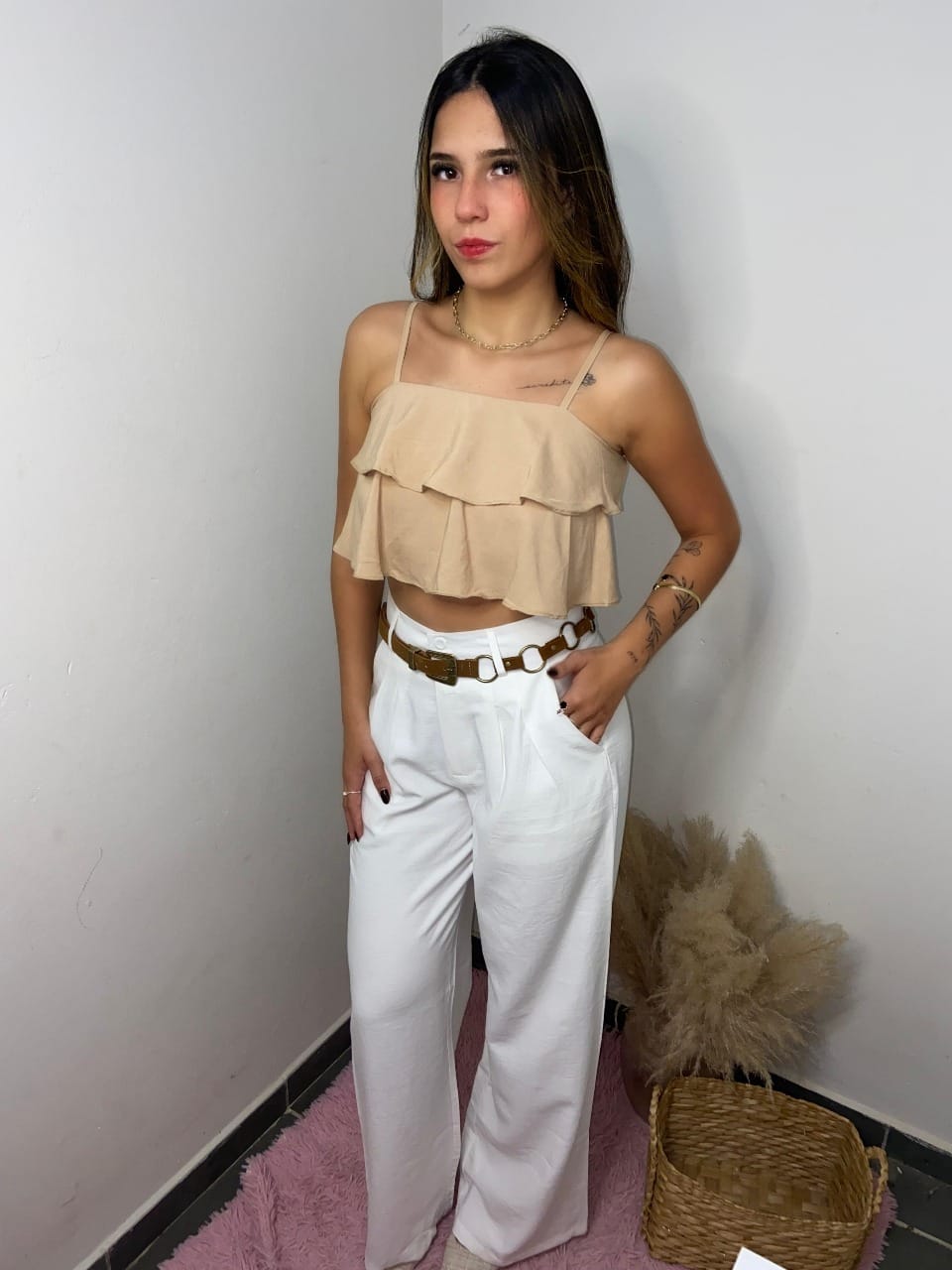 Cropped de Babado em Algodão – Conforto, frescor e delicadeza em uma peça versátil